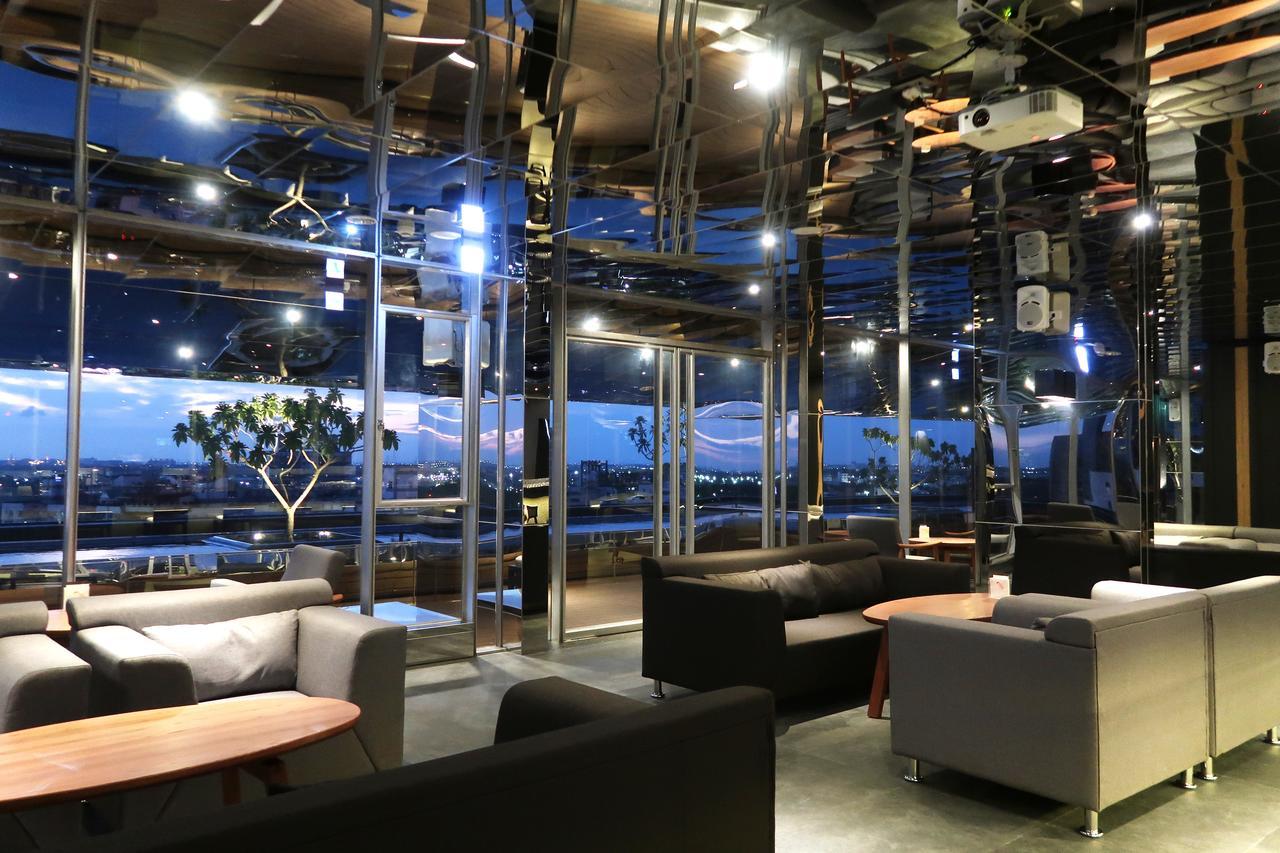 Orient Luxury Hotel Città di Chiayi Esterno foto